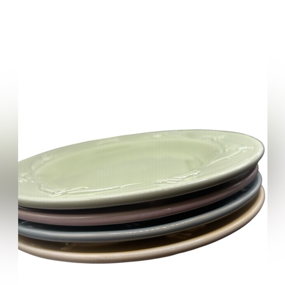 Hallmark Easter Plates - Springtime, Raised Bunny design x4. - Picture 2 of 8